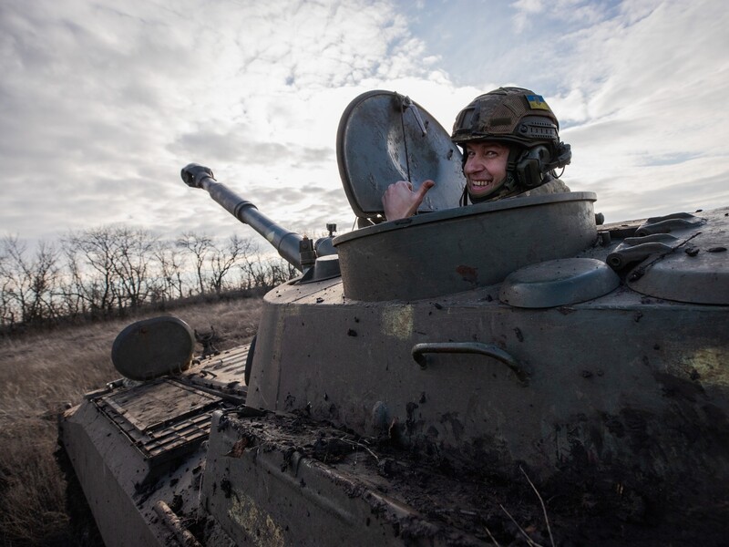 За сутки РФ потеряла 1160 оккупантов, украинские военные сбили российский самолет и отбили 15 атак врага на бахмутском направлении – Генштаб ВСУ