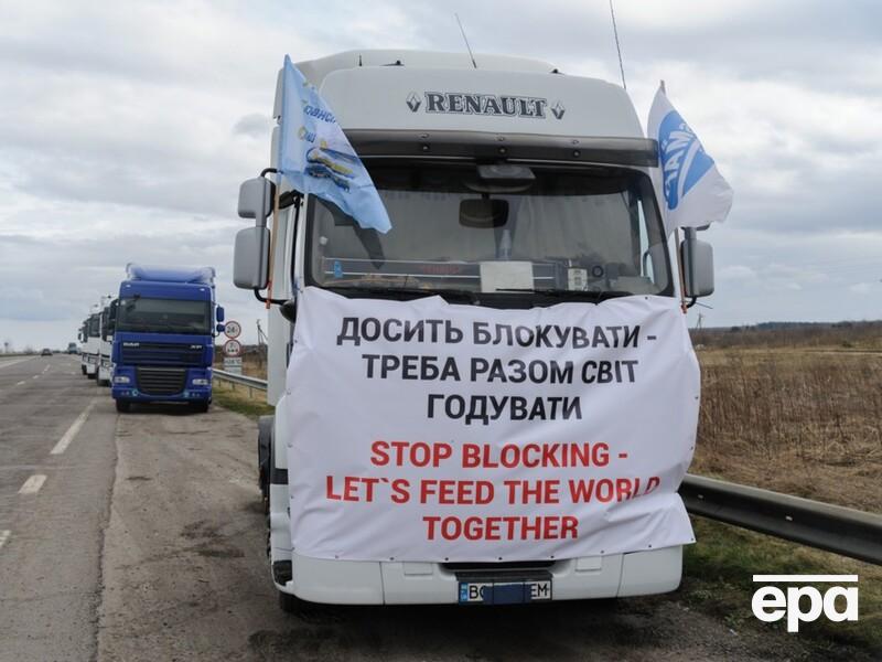 На кордоні з Україною поляки блокують шість напрямків, у черзі – 2,4 тис. фур – Держприкордонслужба