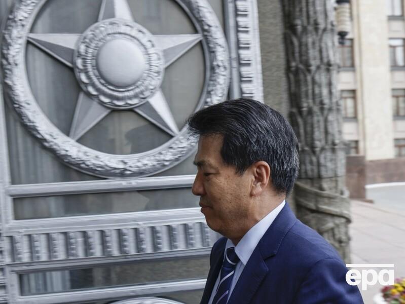 Спецпредставитель Китая начал поездку по урегулированию российско-украинской войны с визита в Москву