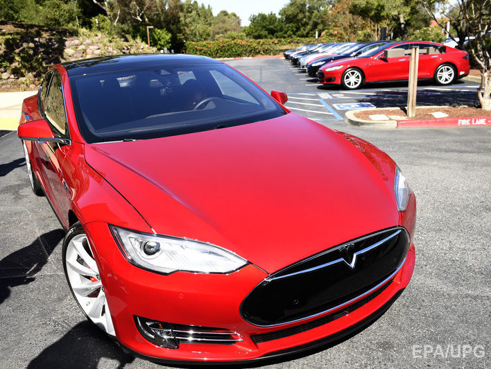 Автопилот Tesla Model S не был причиной смерти водителя в США – результат расследования