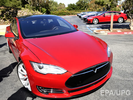 Автопилот Tesla Model S не был причиной смерти водителя в США – результат расследования