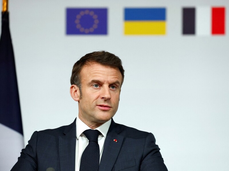 Макрон заявил, что у французской поддержки Украины нет ограничений и "красных линий" – СМИ