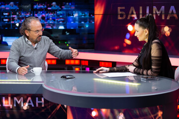 Теракты в Москве, зачем Залужный едет послом, ликвидация двойника Пригожина. Стрим Бацман с Шустером. Трансляция