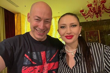 Рейд российских добровольцев в Россию, НАТО войдет в Украину, взлом переписки Путина, украинский 