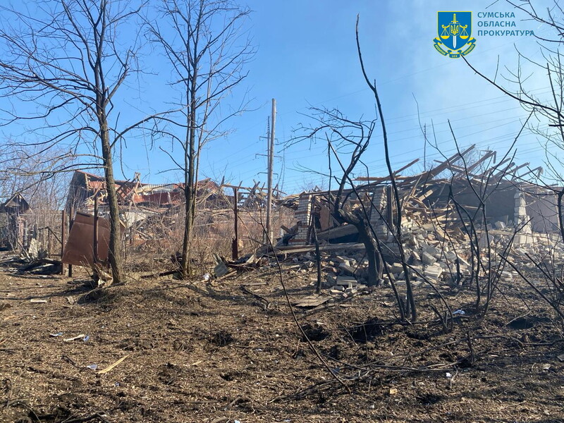 У Сумській області внаслідок авіаудару РФ поранено п'ятьох неповнолітніх дітей, усього впродовж доби постраждало семеро людей. Фото