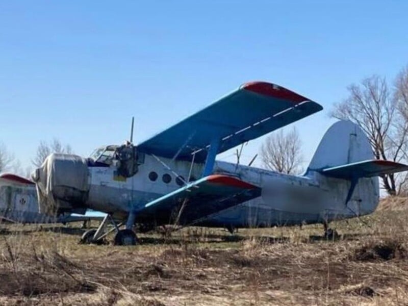 Чотири вертольоти і два літаки. Суд заарештував майно бізнесменів із Криму за підозрою у фінансуванні війни проти України