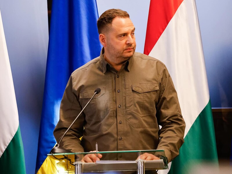 Ермак и Сийярто договорились провести двустороннюю встречу на уровне правительств Украины и Венгрии