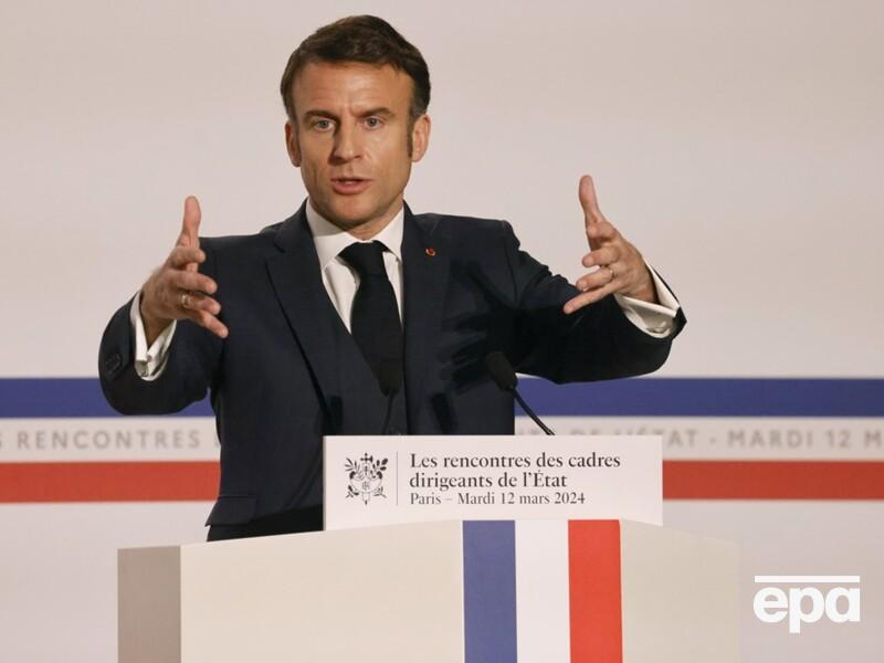 Макрон "щосили сподівається", що Францію не буде втягнуто у війну Росії проти України