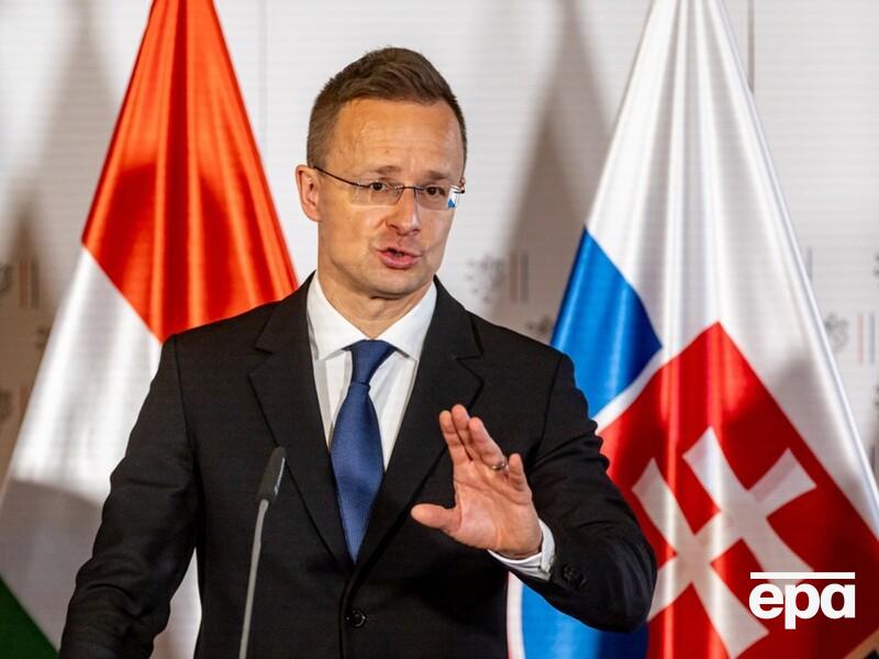 Венгрия хочет открыто сотрудничать с РФ в отраслях, которые не попали под санкции ЕС – Сийярто