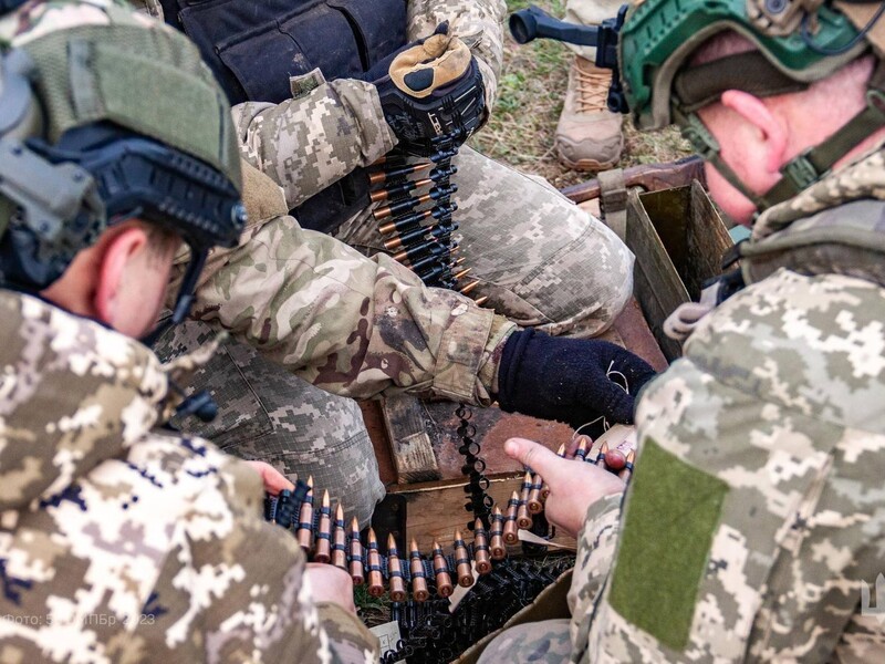 ЗСУ вдарили по чотирьох важливих об'єктах окупантів і відбили атаки під Авдіївкою й Лиманом. РФ за добу втратила 1050 військових – Генштаб