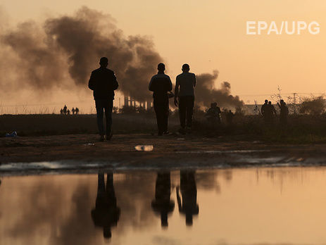 Reuters: В дом на границе Египта с сектором Газа попал снаряд, восемь человек погибли 
