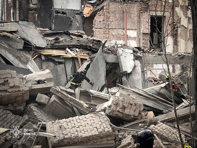 Российская ракета в Киеве  разрушила часть здания Академии декоративно-прикладного искусства и дизайна - Минкульт Украины