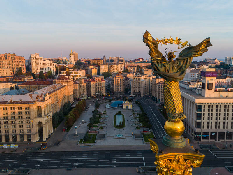 У Києві прогриміли вибухи, Повітряні сили попереджали про загрозу балістики