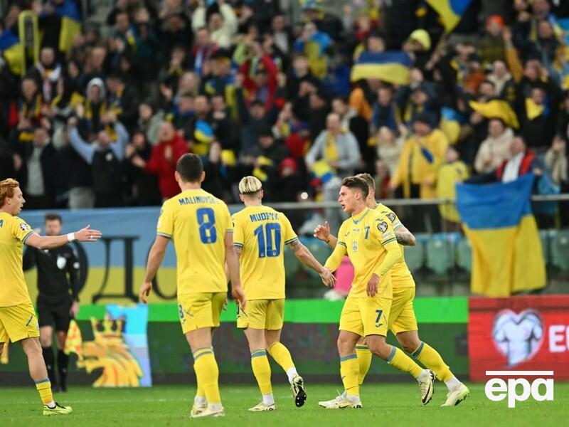 Зеленський про вихід збірної на Євро 2024: Коли українцям важко – вони не здаються і неодмінно перемагають