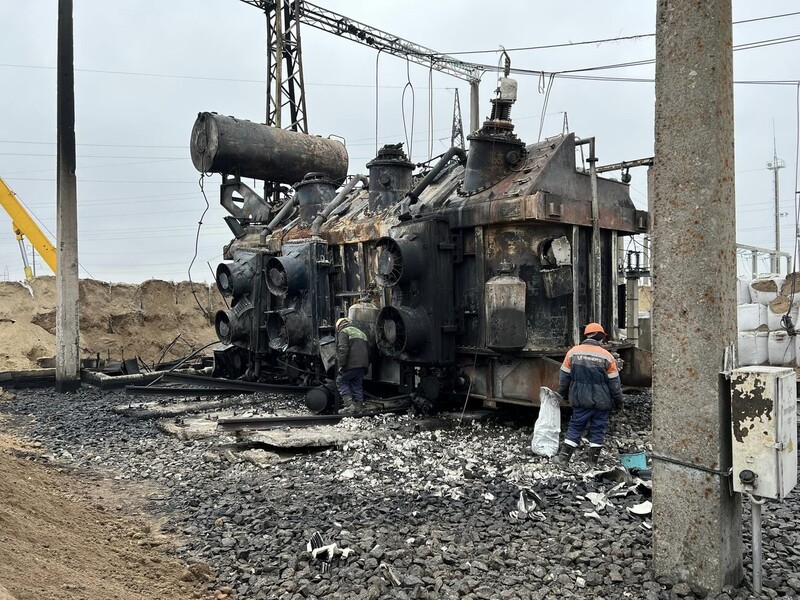 Унаслідок ударів по об'єктах генерації у Дніпропетровській, Черкаській і Кіровоградській областях є пошкодження обладнання – Міненерго