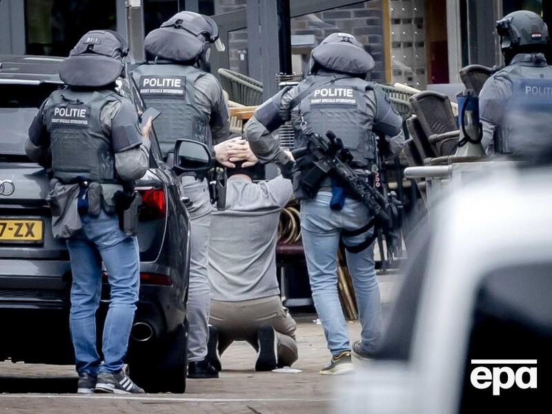 В Нидерландах освободили всех заложников, полиция арестовала одного человека