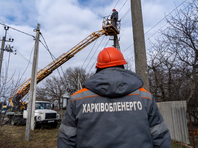 В Одеській області повернули світло після нічного обстрілу, в Одесі та Харкові знову діють аварійні та погодинні відключення