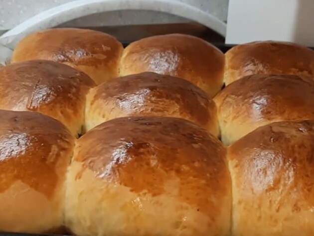 Добавьте это к муке – и булочки будут мягкие даже на следующий день. Рецепт эластичного дрожжевого теста для сдобы