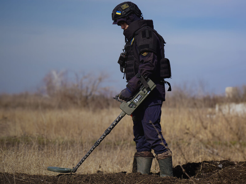 Более четверти территории Украины загрязнены взрывными устройствами – ГСЧС