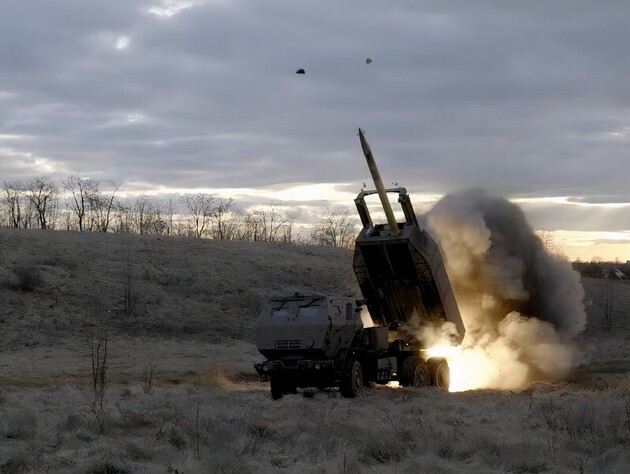 Сили оборони на південному напрямку ударом із HIMARS ліквідували 14 окупантів і російські фортифікації. Відео