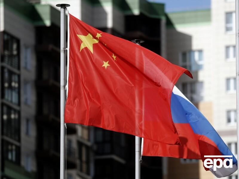 Китай усилил поддержку РФ в войне с Украиной, предоставляет разведданные и микроэлектронику – Bloomberg