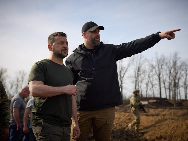 Зеленський приїхав у Харківську область і перевірив, як будують оборонні лінії. Відео
