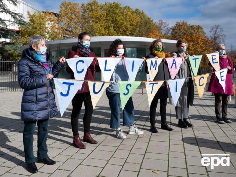 Швейцарські жінки виграли суд проти уряду щодо питання клімату