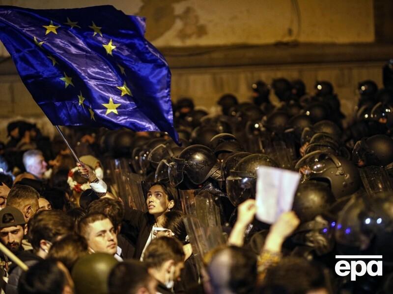 Закон об "иноагентах" противоречит стремлениям Грузии к членству в ЕС – Европарламент