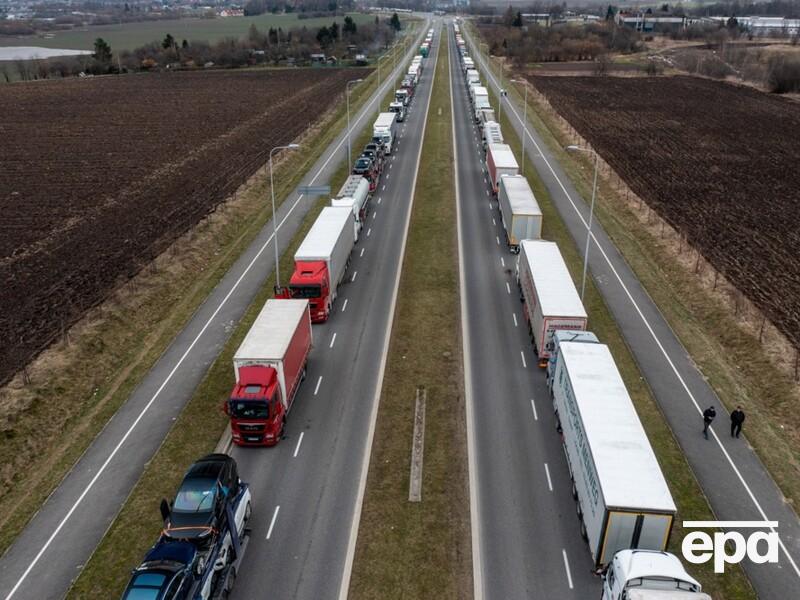 Польські фермери розблокували пункти пропуску на кордоні з Україною