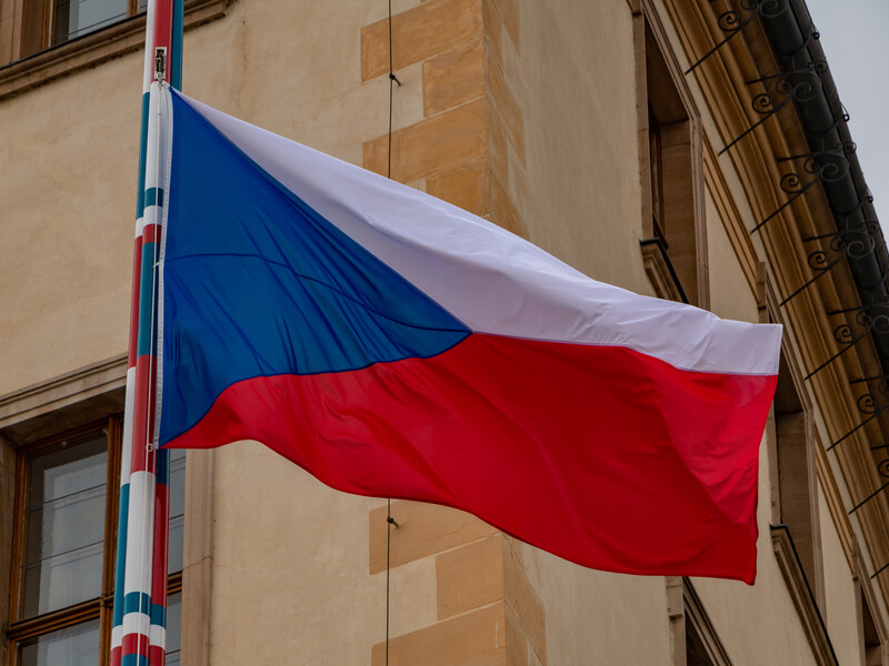 В Чехии следствие подтвердило причастность РФ к взрывам на складах снарядов во Врбетице