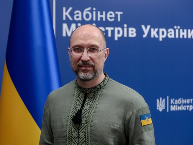 Кабмин Украины обнародовал данные о зарплатах топ-чиновников за апрель. Больше всех получил не Шмыгаль