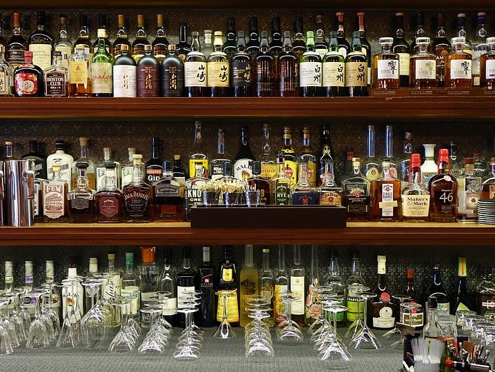 16% украинцев утверждают, что не употребляют алкоголь – опрос