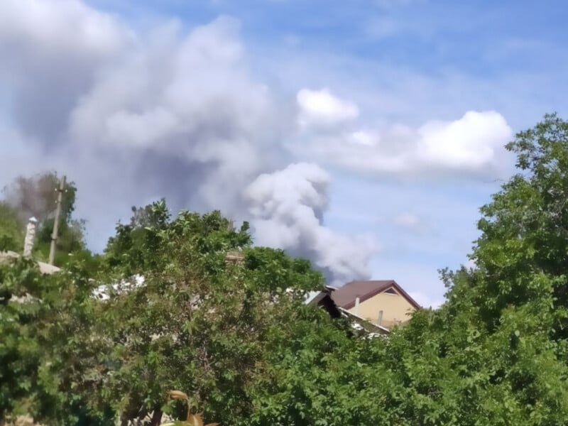 В результате удара по складу боеприпасов в Луганской области пострадали четверо оккупантов – росСМИ