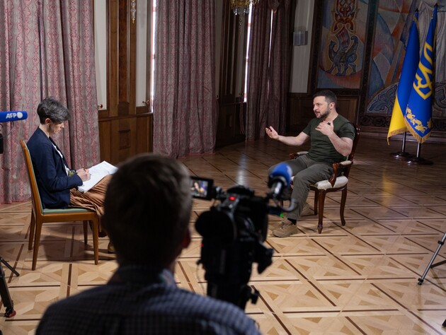 Зеленский: Мы находимся в нонсенсе, когда Запад боится, что Россия проиграет войну, и не хочет, чтобы Украина ее проиграла