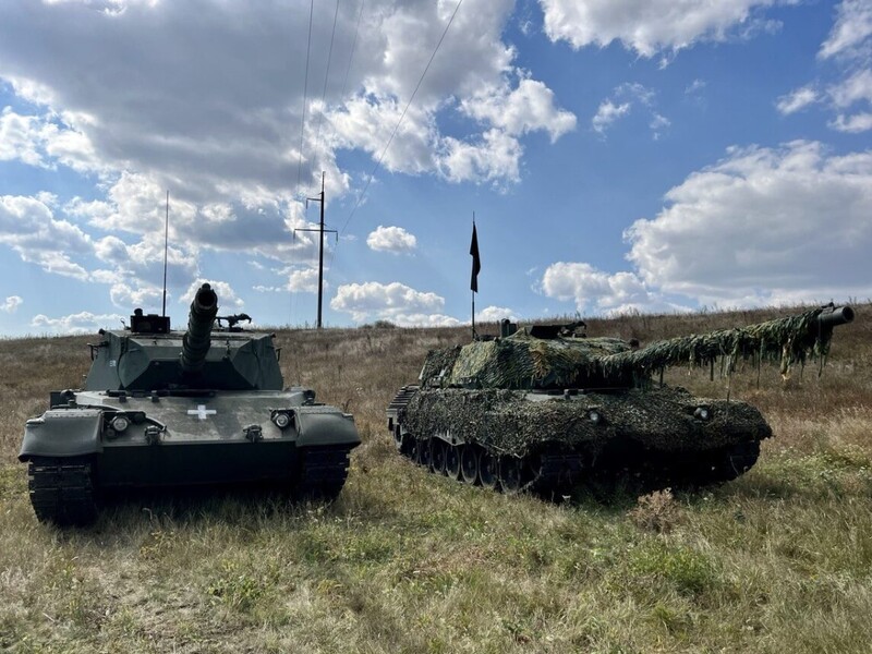 В конце июня Украина получит партию танков Leopard – глава минобороны Испании