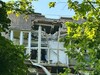 Три человека получили ранения из-за удара РФ по Херсону. В ОВА опубликовали видео последствий прилетов по многоквартирному дому