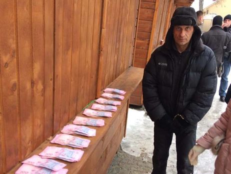 Луценко: Облпрокуратура и СБУ уличили в вымогательстве взятки заммэра Ужгорода Цапа. Тот подался в бега