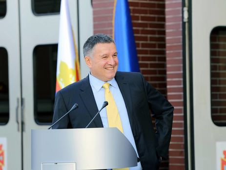 Аваков внес в е-декларацию сценарий, где упоминаются “каплюнізпартіїпростихблюдей, бльовочкін і столярова