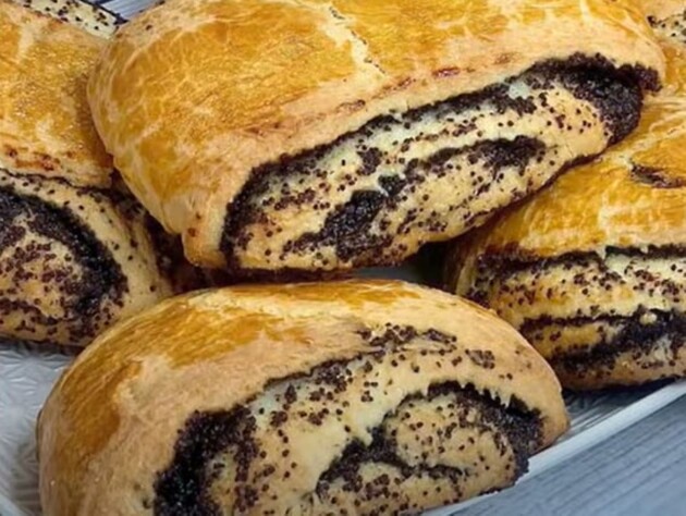 Смешайте только эти продукты – и булочки получатся мягкие, ароматные и очень вкусные. Быстрый рецепт бездрожжевого теста 