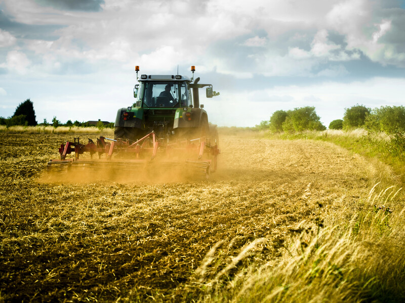 Аграрии получили первые компенсации за технику, купленную у украинских производителей – Минэкономики
