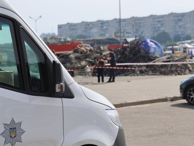 В Харькове завершили поисковые работы на месте российского удара по "Эпицентру", погибли 19 человек, в том числе двое подростков – МВД