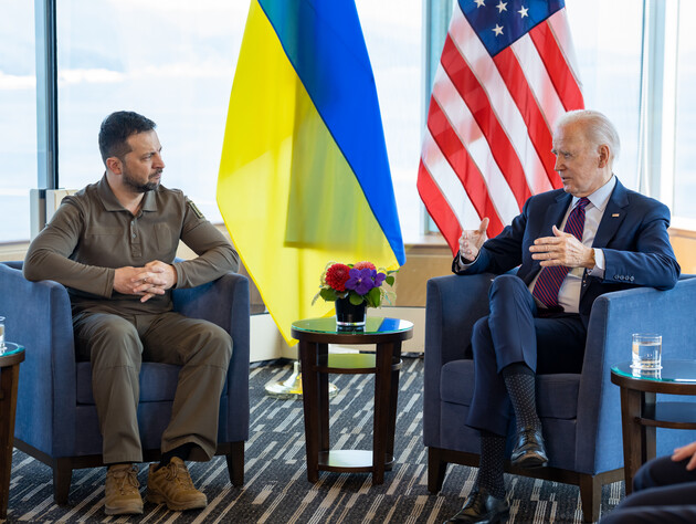 Зеленский и Байден подпишут соглашение по безопасности между Украиной и США на полях саммита G7 в Италии – FT