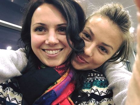 Родственница невесты Лещенко поддерживает Путина — журналистка