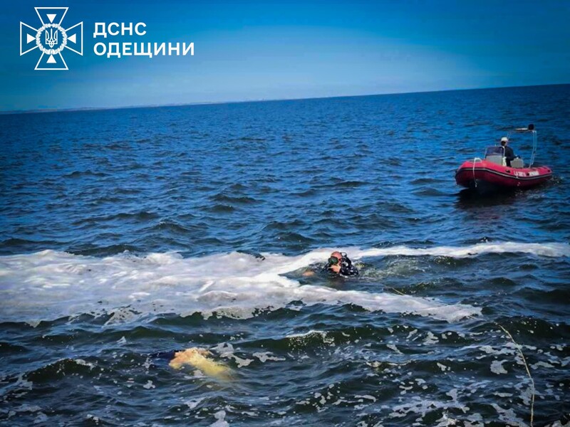 В Одесі виявили тіло поліцейської, яку хвилею змило з пірса
