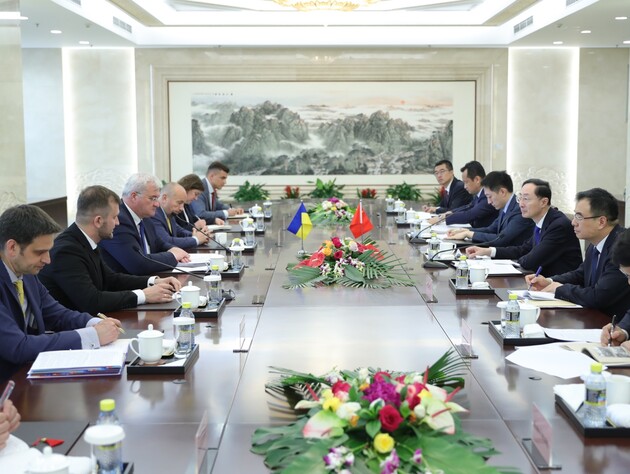 Украина провела политические консультации с Китаем в Пекине
