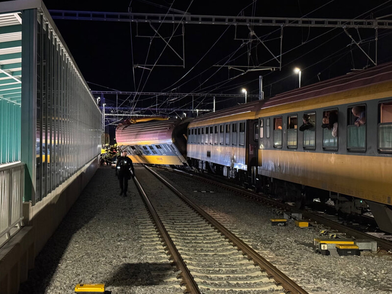 Двоє українок загинули внаслідок зіткнення поїздів у Чехії – МЗС України