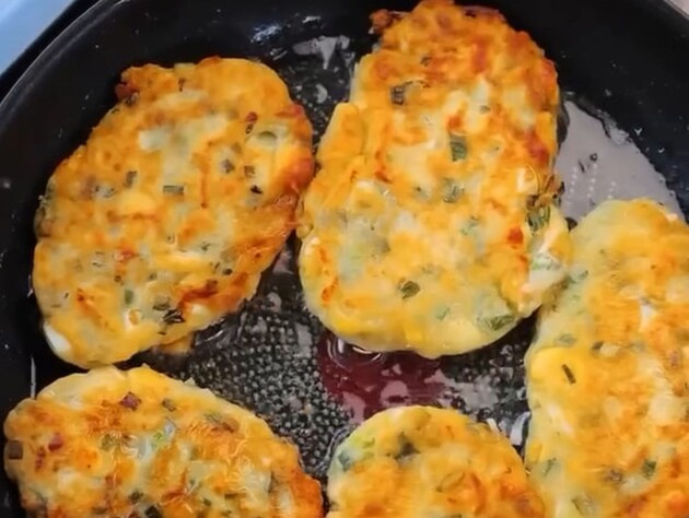 Смешайте эти ингредиенты – и получатся идеальные пирожки за 15 минут. Рецепт быстрого теста на кефире