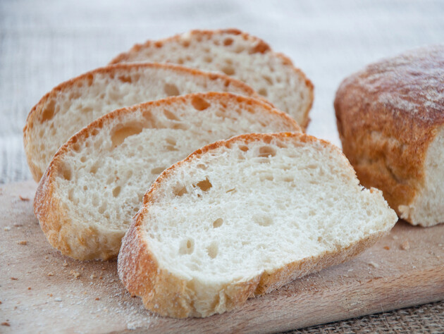 В Минздраве призвали производителей уменьшить количество соли в хлебе. Украинцы ежедневно потребляют ее в 2,5 раза больше нормы