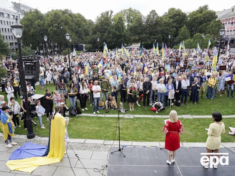 Треть украинских беженцев в Норвегии не хотят возвращаться в Украину – СМИ