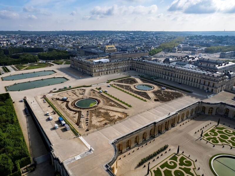 В Париже горел Версаль